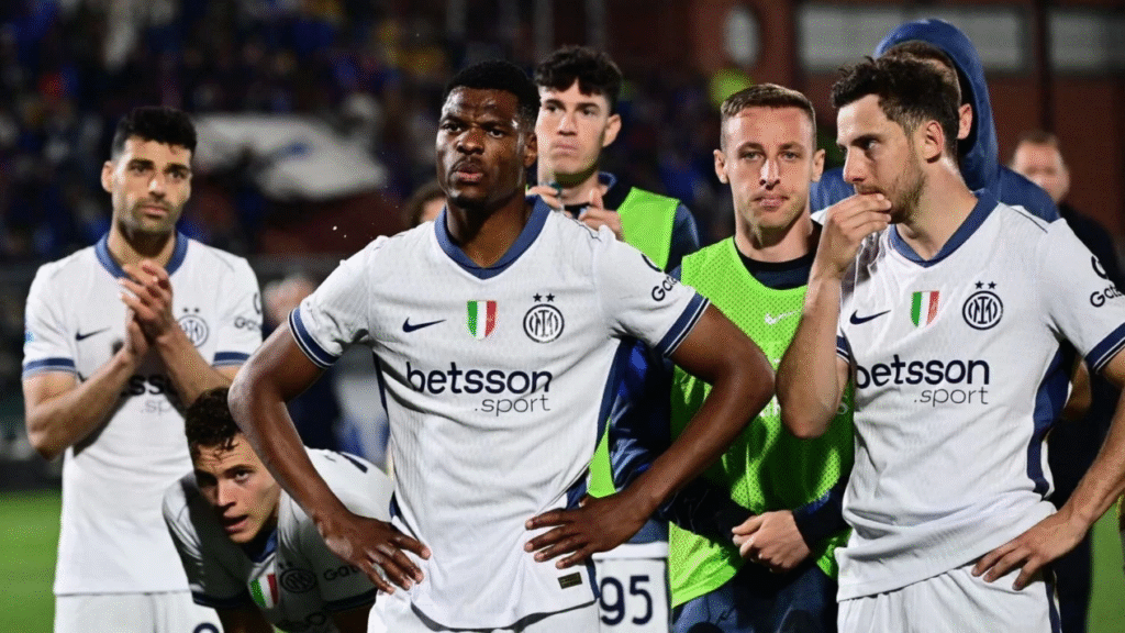 Raut kekecewaan pemain inter milan pasca pertandingan pekan terakir SerieA