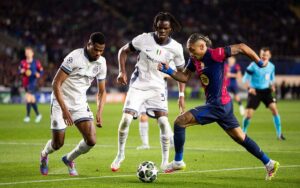 Rapinha (barcelona) Denzel Dumfries (inter) tampil impresif