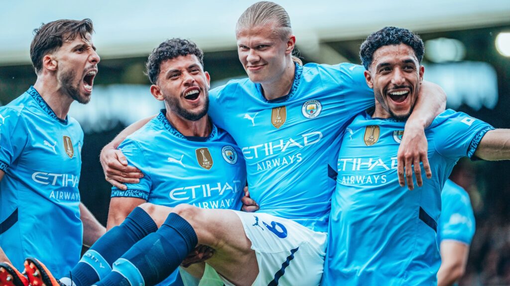 kulitbandar.id, - selebrasi pemain man city bersama haaland