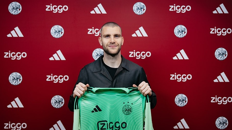 Maarten Paes Kiper Timnas Indonesia Kini Berseragam Ajax Amsterdam