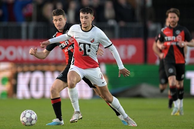 kulitbundar.id, - ivar jenner saat masih memperkuat fc utrecht